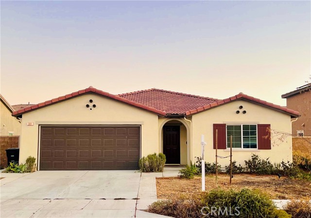 Detail Gallery Image 1 of 51 For 301 Brittania Rd, Hemet,  CA 92543 - 3 Beds | 2 Baths