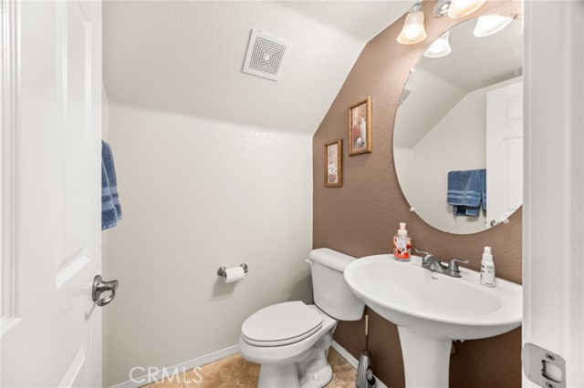 Image 15 of 45 For 1909 Crystal Cove Court
