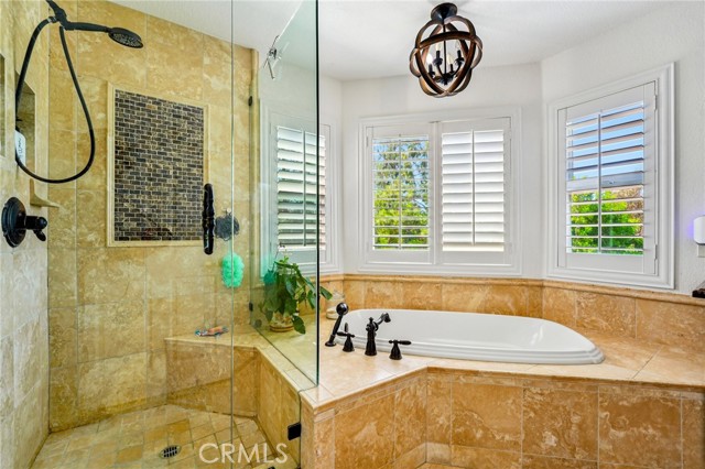6511 Westview Drive, Riverside CA: https://media.crmls.org/medias/69ed85b0-c690-43e9-b095-c3452184398f.jpg