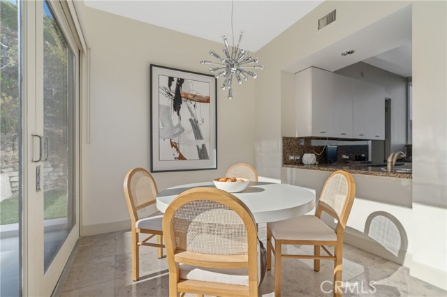 Detail Gallery Image 9 of 28 For 1436 Summitridge Dr, Beverly Hills,  CA 90210 - 4 Beds | 5/1 Baths