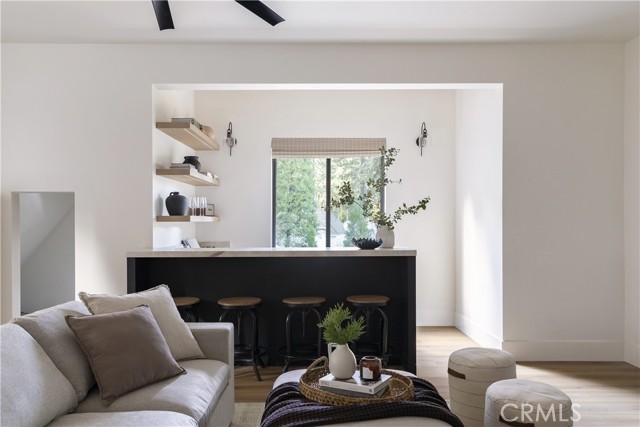 Detail Gallery Image 14 of 29 For 481 Bay View Ct, Lake Arrowhead,  CA 92352 - 4 Beds | 3/1 Baths