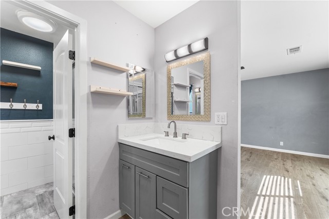 Detail Gallery Image 32 of 43 For 3322 E Avenue H, Lancaster,  CA 93535 - 6 Beds | 3 Baths