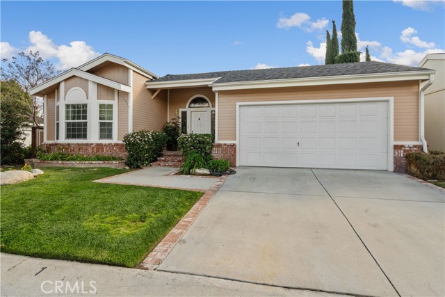 19730 Cottonwood Drive, Canyon Country, California 91351, 2 Bedrooms Bedrooms, ,2 BathroomsBathrooms,Single Family Residence,For Sale,Cottonwood,SR24047620
