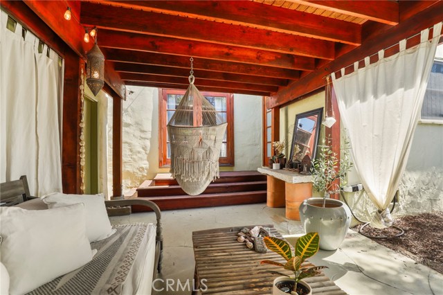 Detail Gallery Image 24 of 39 For 1619 S Curson, Los Angeles,  CA 90019 - 3 Beds | 2 Baths