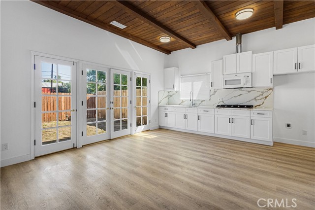 Detail Gallery Image 45 of 47 For 17361 Parthenia, –,  CA 91325 - 5 Beds | 4 Baths