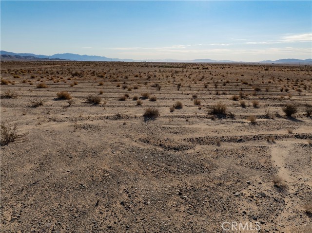 Detail Gallery Image 3 of 21 For 23 Valle Vista, Twentynine Palms,  CA 92277 - – Beds | – Baths