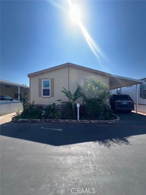 Detail Gallery Image 3 of 16 For 1241 N East St #136,  Anaheim,  CA 92805 - 4 Beds | 2 Baths