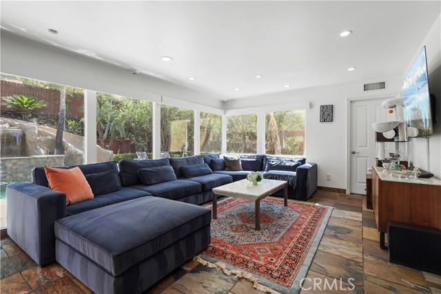 Detail Gallery Image 3 of 37 For 2355 Stormcroft, Westlake Village,  CA 91361 - 4 Beds | 2/1 Baths