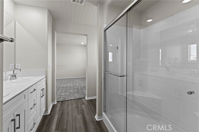 Image 16 of 27 For 36417 Shine Drive