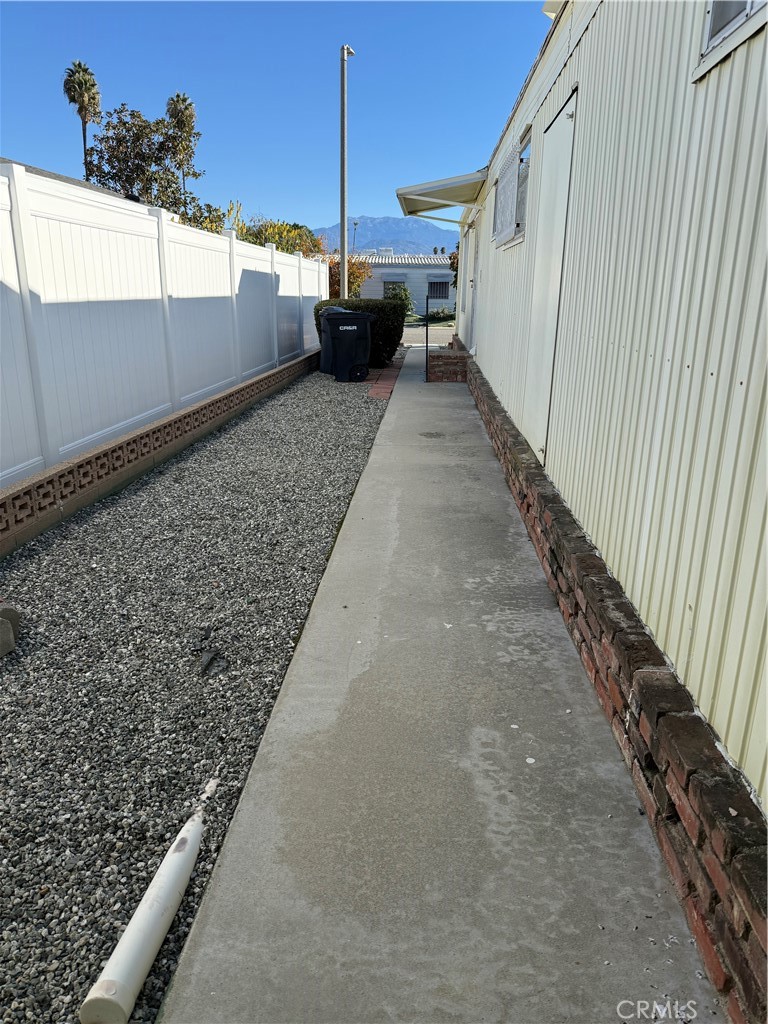 MLS #IV25270688 image #22