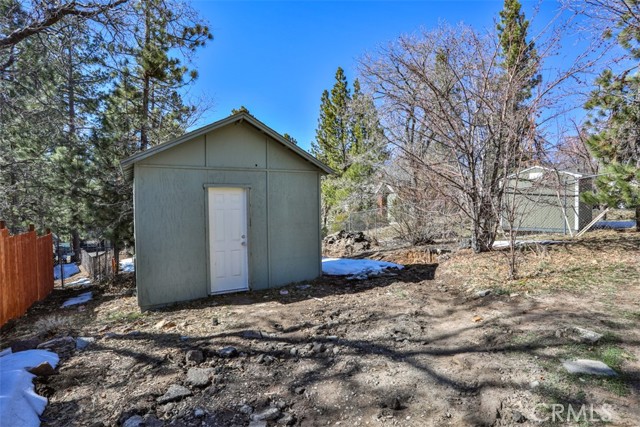 Detail Gallery Image 42 of 57 For 672 Talmadge, Big Bear Lake,  CA 92315 - 3 Beds | 2/1 Baths