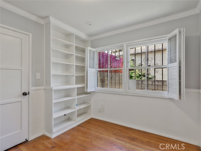 Detail Gallery Image 14 of 26 For 3826 S Burnside, Baldwin Hills,  CA 90008 - 3 Beds | 1 Baths