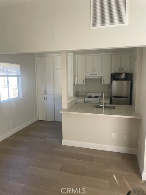 Detail Gallery Image 21 of 26 For 3703 Country Oaks Loop #B,  Ontario,  CA 91761 - 1 Beds | 1 Baths