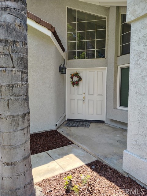 Detail Gallery Image 5 of 31 For 946 Winston Cir, Corona,  CA 92881 - 4 Beds | 3 Baths