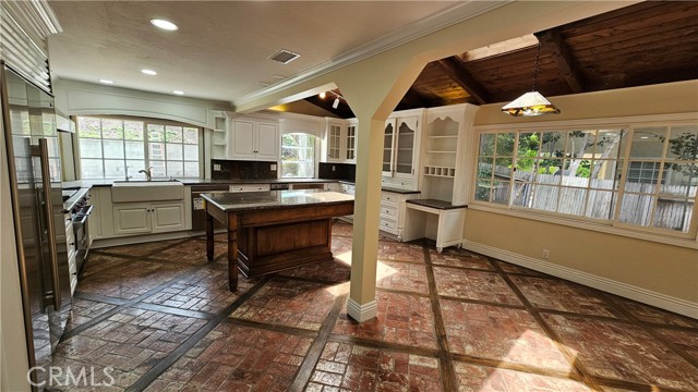 Detail Gallery Image 3 of 53 For 30014 via Victoria, Rancho Palos Verdes,  CA 90275 - 5 Beds | 4/1 Baths