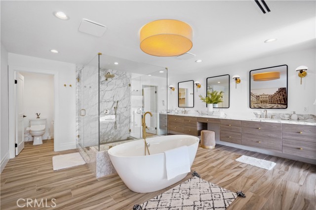 69f5b160 E3cb 4d49 B098 Cfea9b7d37b8