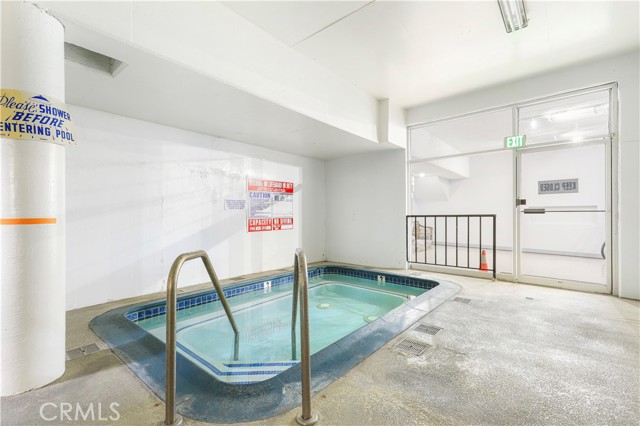 Detail Gallery Image 29 of 34 For 1045 N Kings Rd #105,  West Hollywood,  CA 90069 - 2 Beds | 2 Baths