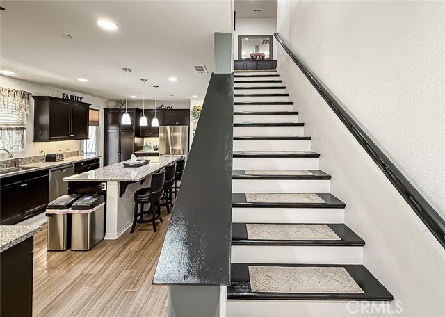 26707 Lexington Lane, Saugus CA: https://media.crmls.org/medias/69f77eb7-898e-4aa0-9e16-2738d87ce4e4.jpg