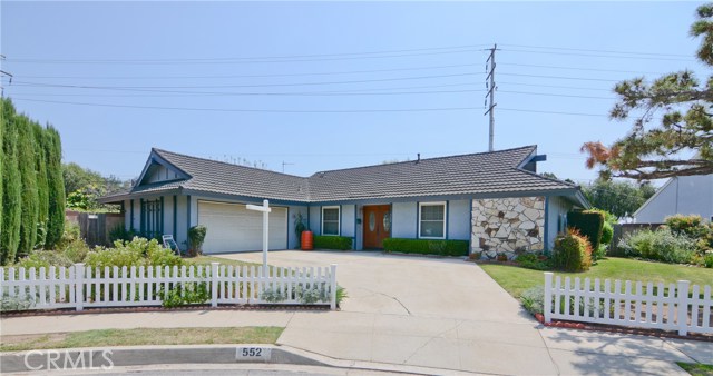 552 Essex St, Glendora, CA 91740