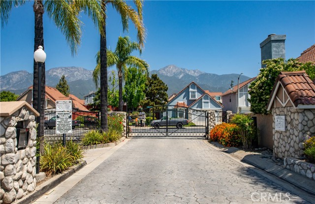 Detail Gallery Image 36 of 39 For 9788 Balaton St, Rancho Cucamonga,  CA 91737 - 4 Beds | 2/1 Baths