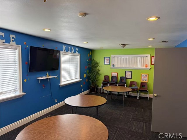9244 19th st, Rancho Cucamonga, California 91737, ,Commercial Lease,For Rent,9244 19th st,CRTR25085679