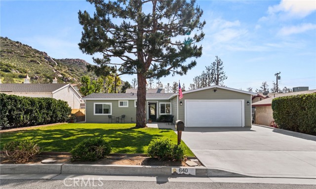 Detail Gallery Image 3 of 41 For 640 Vaughan St, Norco,  CA 92860 - 3 Beds | 2 Baths