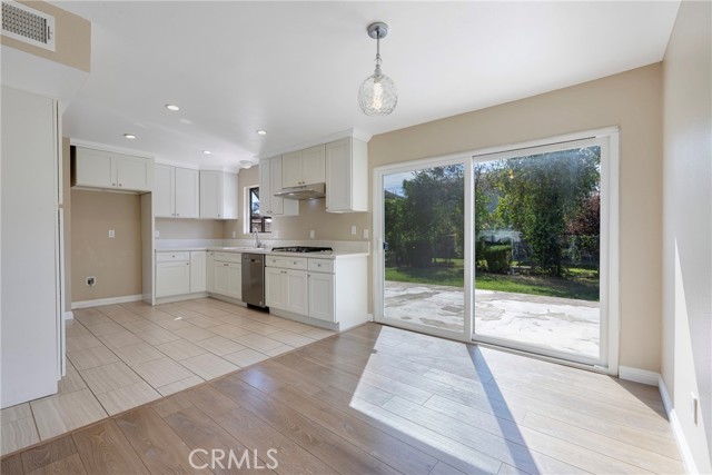 Image 9 of 27 For 6485 Clovis  