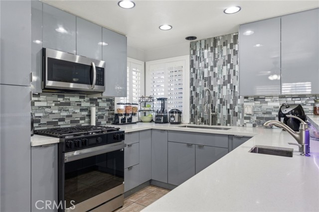 Detail Gallery Image 9 of 49 For 13193 Adeline, Moreno Valley,  CA 92553 - 3 Beds | 2 Baths