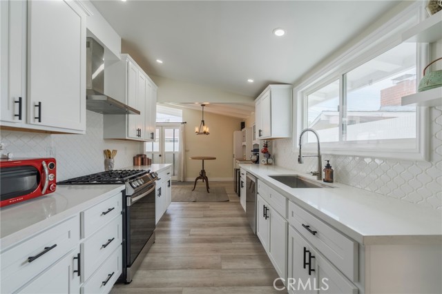 Image 12 of 45 For 1925 Beacon Avenue