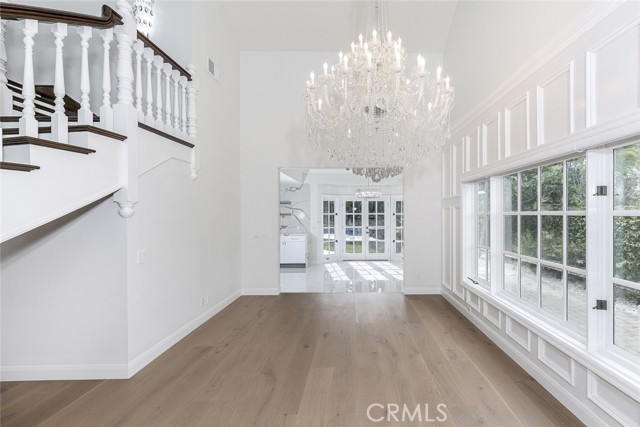 Detail Gallery Image 18 of 74 For 6037 Little Oak Ln, Woodland Hills,  CA 91367 - 5 Beds | 5 Baths