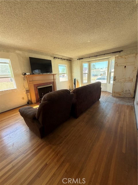 2105 Easton Street photo 3