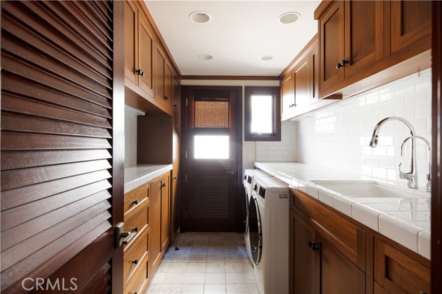 419 Evening Star Lane, Newport Beach CA: https://media.crmls.org/medias/69fbabb0-00c2-4841-8681-83b60c75a455.jpg