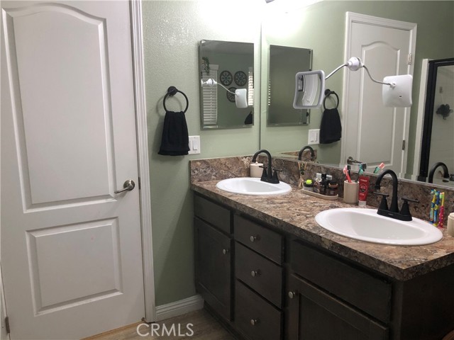 Detail Gallery Image 30 of 58 For 4901 Green River #292,  Corona,  CA 92878 - 4 Beds | 2 Baths