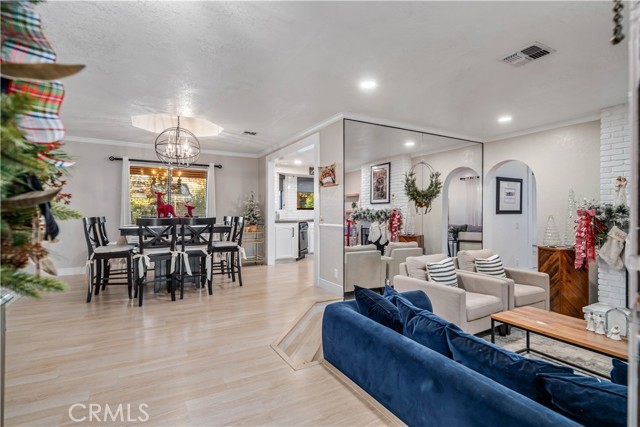 Detail Gallery Image 9 of 57 For 43034 Cherbourg, Lancaster,  CA 93536 - 3 Beds | 2 Baths