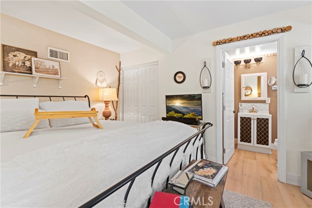 29613 Hook Creek Road, Cedar Glen CA: https://media.crmls.org/medias/69fe0def-da87-4607-aabc-d1d788a735ad.jpg