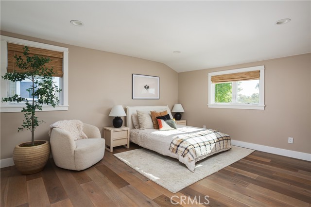 Detail Gallery Image 17 of 31 For 1700 Highland Dr, Newport Beach,  CA 92660 - 5 Beds | 6/1 Baths