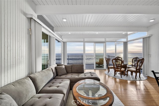 Detail Gallery Image 13 of 71 For 35577 Beach Rd, Dana Point,  CA 92624 - 2 Beds | 1/1 Baths