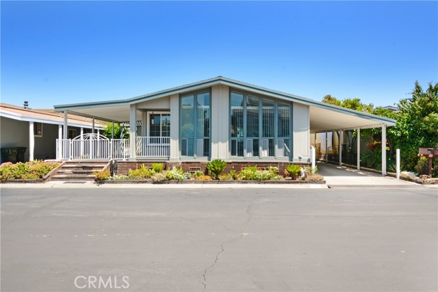 Detail Gallery Image 1 of 14 For 1919 W Coronet #62,  Anaheim,  CA 92801 - 2 Beds | 2/1 Baths