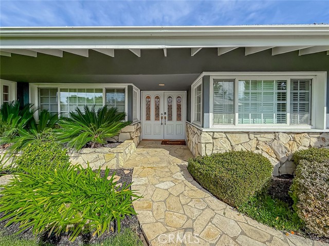 Detail Gallery Image 5 of 51 For 17533 Marilla St, Northridge,  CA 91325 - 3 Beds | 2/1 Baths
