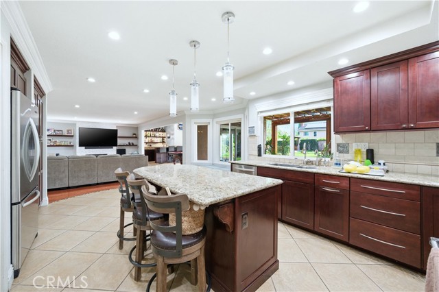 Detail Gallery Image 13 of 66 For 15248 Los Altos Dr, Hacienda Heights,  CA 91745 - 5 Beds | 5 Baths