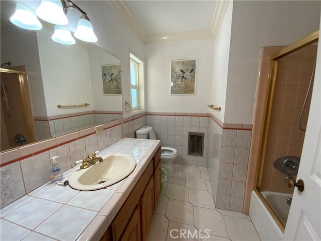 Detail Gallery Image 20 of 43 For 640 S Azusa Ave, West Covina,  CA 91791 - 4 Beds | 3/1 Baths