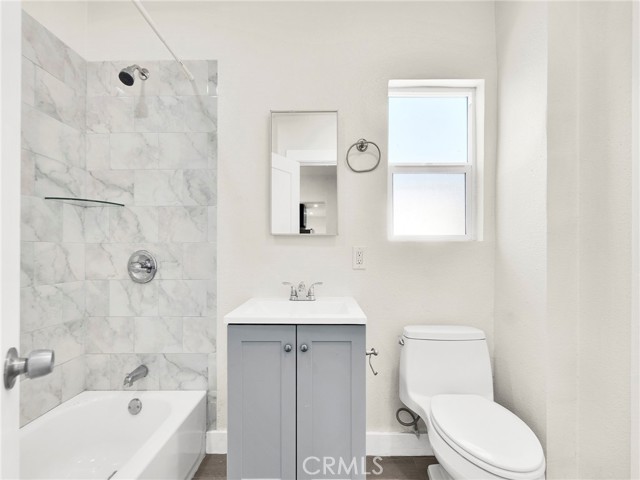 13251 Pinney Street, Pacoima CA: https://media.crmls.org/medias/69ff8e69-4ab3-4dfe-8eb1-24e99e900b19.jpg