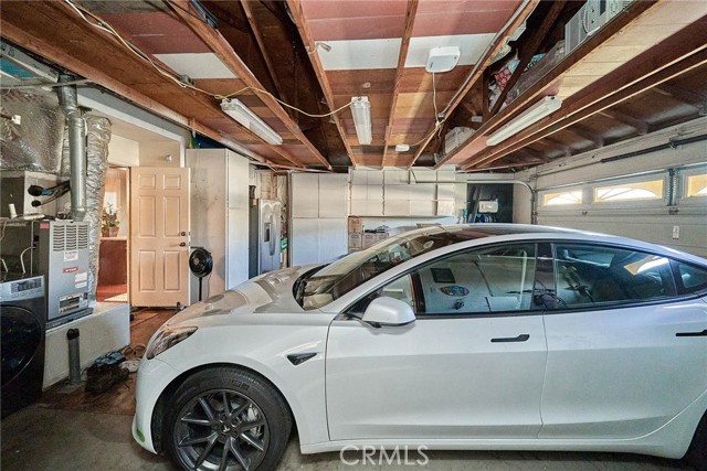 Detail Gallery Image 11 of 49 For 201 S Brookside Ct, Anaheim,  CA 92808 - 4 Beds | 2 Baths
