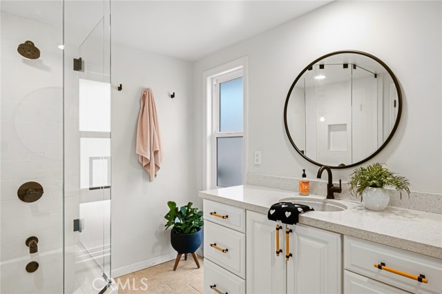 6a021591 702f 4a44 96cb F29438fb91a4