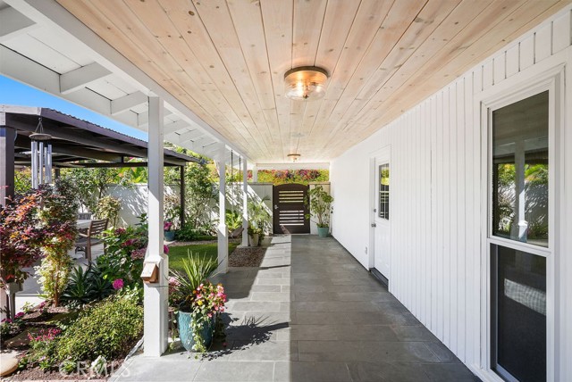 4203 Calle Mayo, San Clemente CA: https://media.crmls.org/medias/6a030741-f806-4458-9f6f-087fb1867be1.jpg