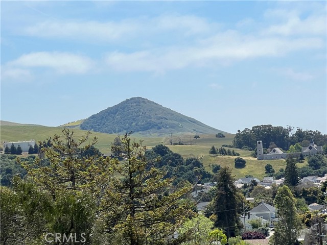 105 Le Point Street, Arroyo Grande, California 93420, 2 Bedrooms Bedrooms, ,1 BathroomBathrooms,Residential,For Sale,105 Le Point Street,CRPI23075722