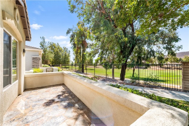 Detail Gallery Image 3 of 41 For 8217 Carnoustie Ave, Hemet,  CA 92545 - 2 Beds | 2 Baths