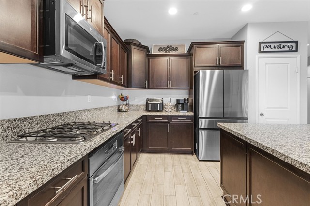 Detail Gallery Image 17 of 48 For 11264 Conner, Jurupa Valley,  CA 91752 - 5 Beds | 3 Baths