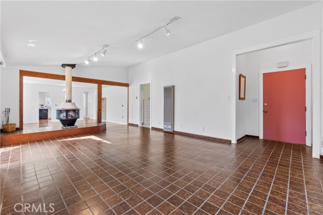 Detail Gallery Image 4 of 4 For 3591 Grand View, Los Angeles,  CA 90066 - 1 Beds | 1 Baths