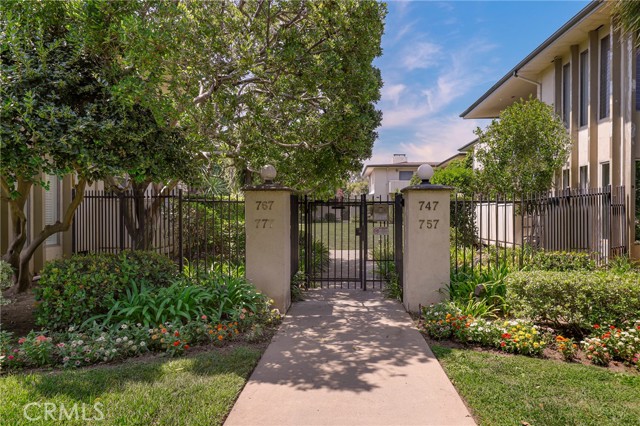 Detail Gallery Image 32 of 34 For 767 S Orange Grove Bld #3,  Pasadena,  CA 91105 - 3 Beds | 2/1 Baths